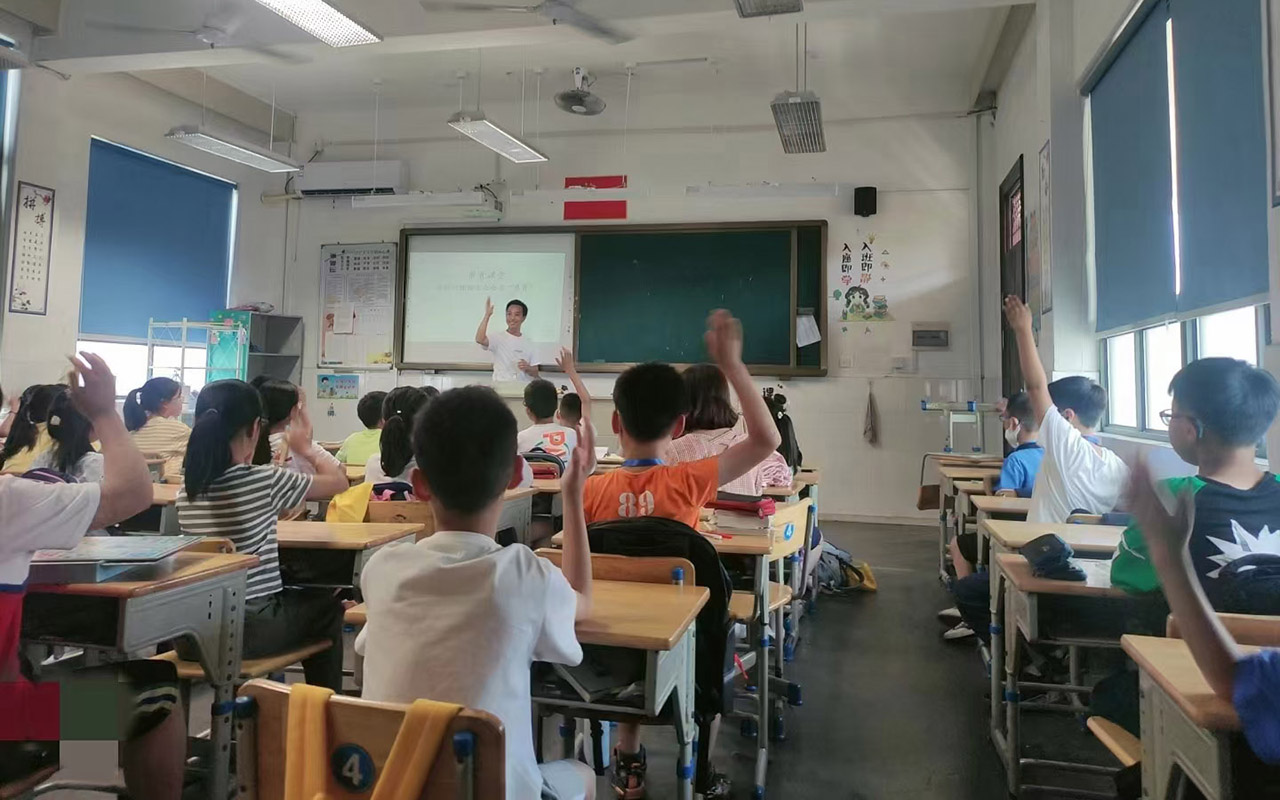 解放冯家小学